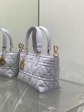 Load image into Gallery viewer, DR673 Dior Toujours Small Bag / HIGHEST QUALITY VERSION  / 23 × 15.5 × 12 cm
