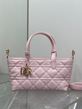 Load image into Gallery viewer, DR675 Dior Toujours Small Bag / HIGHEST QUALITY VERSION  / 23 × 15.5 × 12 cm
