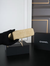 Load image into Gallery viewer, CC1384 Chanel 26P Raffia Vanity Case / 19 x 12 cm

