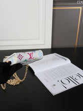 Load image into Gallery viewer, LB1439 Louis Vuitton Metis Tricolor Phone Pochette / 10 x 17 cm
