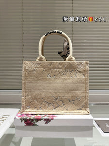 DR559 Book Tote Medium/Large