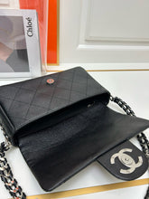 Load image into Gallery viewer, CC1055 Classic Handbag / 10.2x6.3x3.1inch
