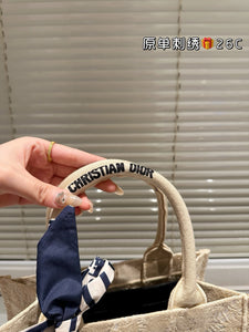 DR559 Book Tote Medium/Large