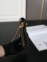 Load image into Gallery viewer, LB1440 Louis Vuitton Metis Tricolor Phone Pochette / 10 x 17 cm
