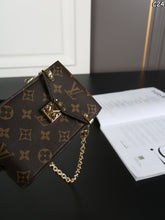 Load image into Gallery viewer, LB1440 Louis Vuitton Metis Tricolor Phone Pochette / 10 x 17 cm
