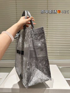 DR560 Book Tote Medium/Large