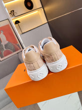 Load image into Gallery viewer, SE1194 LB Time Out Sneaker / Size4-11
