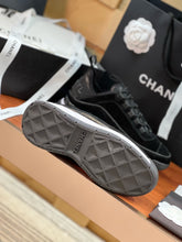 Load image into Gallery viewer, SE1712 Chanel Sneakers / Size5-12
