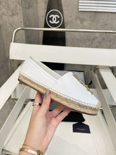 Load image into Gallery viewer, SE1121 Cassandre Espadrilles in Lambskin / Size4-11
