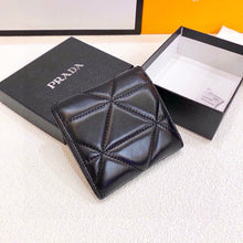 Load image into Gallery viewer, PD309 Small Leather Wallet / 4.7x3.9inch
