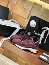 Load image into Gallery viewer, SE1714 Chanel Sneakers / Size5-12
