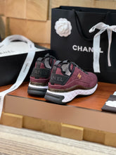 Load image into Gallery viewer, SE1715 Chanel Sneakers / Size5-12
