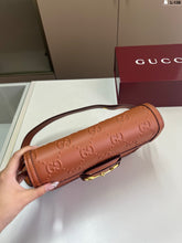 Load image into Gallery viewer, GC720 Gucci Horsebit 1955 Medium Shoulder Bag / 9.8&quot;W x 7&quot;H x 3.1&quot;D

