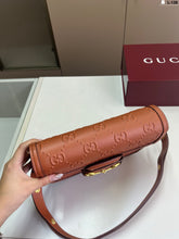 Load image into Gallery viewer, GC720 Gucci Horsebit 1955 Medium Shoulder Bag / 9.8&quot;W x 7&quot;H x 3.1&quot;D

