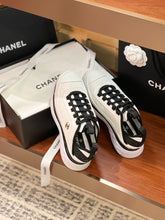 Load image into Gallery viewer, SE1716 Chanel Sneakers / Size5-12
