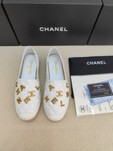 Load image into Gallery viewer, SE1124 CC Espadrilles / Size4-11
