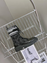 Load image into Gallery viewer, SE1263 D-Major Ankle Boot / Size5-10
