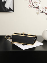 Load image into Gallery viewer, CC1596 Chanel Frame Flap Bag / HIGHEST QUALITY VERSION / 20 × 12.5 × 6.5 cm

