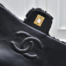 Load image into Gallery viewer, CC1062 Mini/Small Flap Bag
