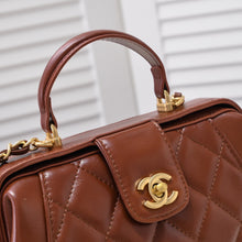 Load image into Gallery viewer, CC1064 Mini/Small Bag with Top Handle
