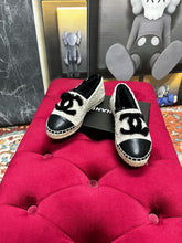 Load image into Gallery viewer, SE1261 CC Espadrilles / Size5-10
