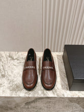 Load image into Gallery viewer, SE1710 Chanel Moccasins / Size5-11
