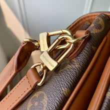 Load image into Gallery viewer, LB1601 LV Pochette Métis East West / HIGHEST QUALITY VERSION  / 21.5 × 13.5 × 6 cm
