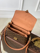 Load image into Gallery viewer, LB1601 LV Pochette Métis East West / HIGHEST QUALITY VERSION  / 21.5 × 13.5 × 6 cm
