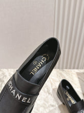 Load image into Gallery viewer, SE1711 Chanel Moccasins / Size5-11
