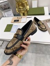 Load image into Gallery viewer, SE1456 Gucci Women&#39;s Horsebit 1953 Loafer / Size5-11
