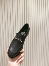 Load image into Gallery viewer, SE1711 Chanel Moccasins / Size5-11
