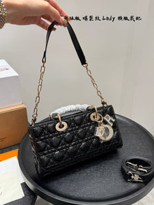 DR563 Medium Lady D-Joy Bag / 10.5x5.5x2inches