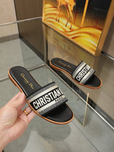 Load image into Gallery viewer, SE1457 Dior Dway Slide / Size5-11
