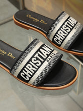 Load image into Gallery viewer, SE1457 Dior Dway Slide / Size5-11
