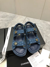 Load image into Gallery viewer, SE1332 CC Sandals / Size5-10
