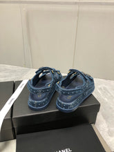 Load image into Gallery viewer, SE1332 CC Sandals / Size5-10
