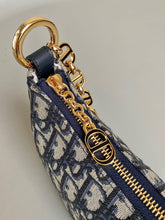 Load image into Gallery viewer, DR291 CD Lounge Bag / HIGHEST QUALITY VERSION / 10 x 6 x 2 inches
