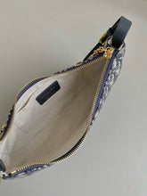 Load image into Gallery viewer, DR291 CD Lounge Bag / HIGHEST QUALITY VERSION / 10 x 6 x 2 inches
