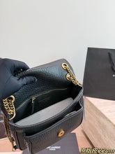 Load image into Gallery viewer, YSK461 Saint Laurent (YSL) Niki Chain Bag / 22 x 17 cm
