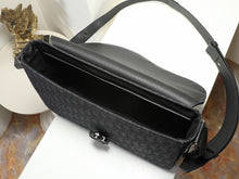 Load image into Gallery viewer, DR683 Dior Saddle Messenger Bag / HIGHEST QUALITY VERSION  / 31 × 23 × 8 cm
