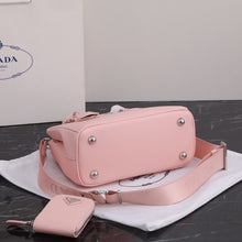 Load image into Gallery viewer, PD237 Small Prada Galleria Saffiano Leather Bag / 9x6.5x3.9inch
