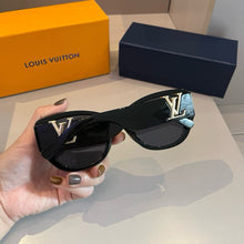 Load image into Gallery viewer, JW872 LB Sunglasses
