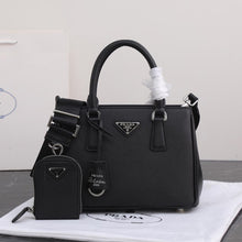 Load image into Gallery viewer, PD237 Small Prada Galleria Saffiano Leather Bag / 9x6.5x3.9inch
