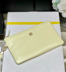 CC875 CHANEL 22 Bag / HIGHEST QUALITY VERSION / Small/Medium