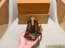 Load image into Gallery viewer, LB1444 Louis Vuitton Sunset Bag / 24 x 12 x 8 cm

