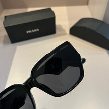Load image into Gallery viewer, JW877 PD Sunglasses
