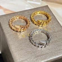 Load image into Gallery viewer, JW878 B Serpenti Viper Ring
