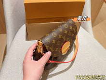 Load image into Gallery viewer, LB1449 Louis Vuitton Sunset Bag / 25 x 18 x 6 cm
