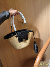 Load image into Gallery viewer, CC1391 Chanel Raffia Tote Bag / 18 x 19 x 12 cm
