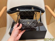 Load image into Gallery viewer, CC1391 Chanel Raffia Tote Bag / 18 x 19 x 12 cm
